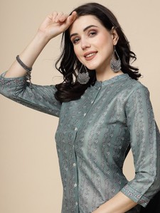 Dernière tendance : Kurta élégante pour femme, imprimé floral, en polyester, à manches longues, col mandarin, lavable, idéale pour l'été - Product Image 2