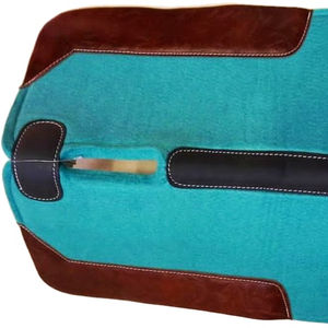 TAPIS DE SELLE EN FEUTRE WESTERN TOUT USAGE EN FEUTRE DE LAINE 18MM DE HAUTE QUALITÉ DESIGN CUTBACK COULEURS ASSORTIES TAILLES 32X32/30X30 Couleurs personnalisées - Product Image 1