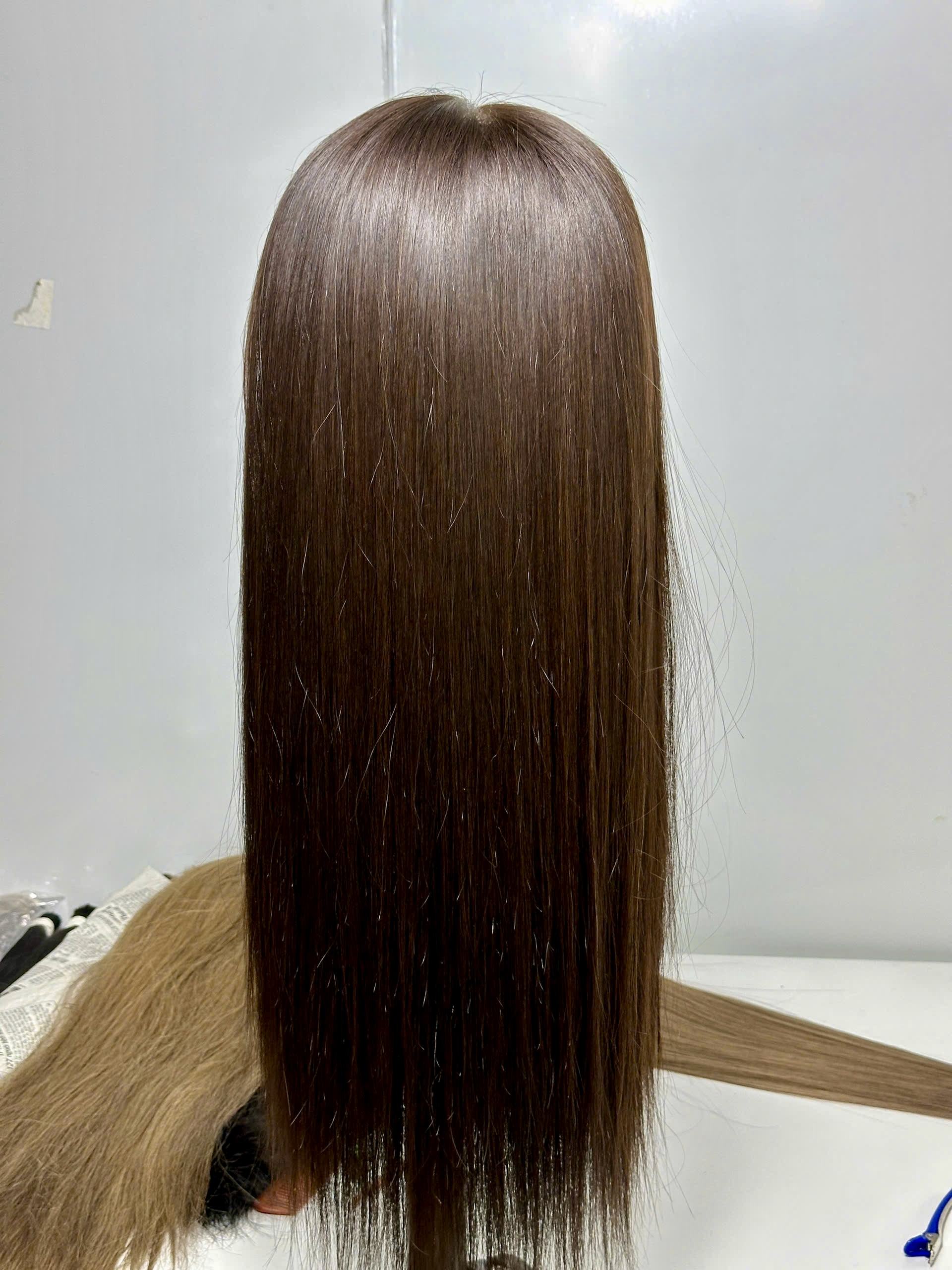 สีน้ำตาล