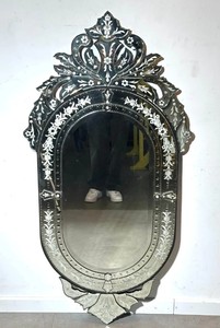 Espejo grabado estilo veneciano con decoración floral Mirah - Product Image 3