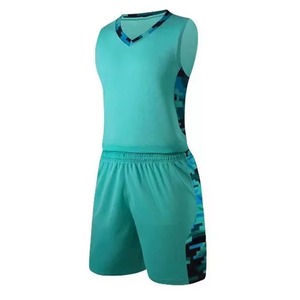 Ensemble Maillot et Short de Basketball Personnalisé Noir Menthe Vert pour Homme avec Panneaux Latéraux Camouflage par Transfert Thermique, Col en V, Respirant et Élastique - Product Image 1