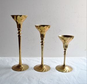 Candelabros de latón únicos con diseño glamoroso recién llegado soporte de iluminación para eventos decorativo para fiesta de boda y hogar - Product Image 2