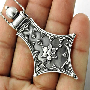 แข็ง 925 เงินสเตอร์ลิงออกซิไดซ์โบราณดูจี้ช่างฝีมืออินเดียทําด้วยมือที่กําหนดเองเครื่องประดับราคาขายส่งซัพพลายเออร์ - Product Image 4