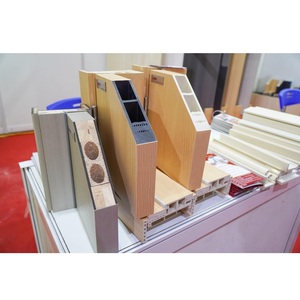 Porte en acier sur mesure, fabrication Dewoo, moderne, WPC stratifié, imperméable, finition PVC, manuel pour propriétés - Product Image 3