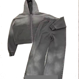 Trajes de chándal de precio de fábrica de moda de tendencia para hombres Calidad Premium Estilo único Logotipo personalizado Chándales lavados con ácido de diamantes de imitación - Product Image 4