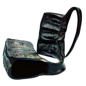 Juego de tazas de cuerno vikingo natural, tazas de cerveza de 4 piezas con diseño tallado, accesorios de capacidad de 1L - Product Image 4