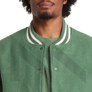 Veste universitaire à col montant pour hommes légers de qualité supérieure en toile de coupe régulière durable avec patchs et logos personnalisés respirant hiver - Product Image 5