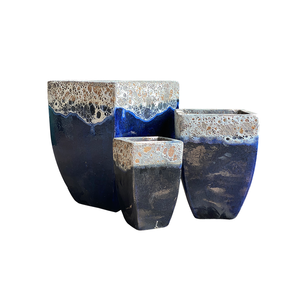 Maceta de Cerámica Esmaltada Antigua para Exteriores con Orificio de Drenaje, Ecológica, Duradera, Hecha a Mano, Decorativa para Hogar, Jardín y Patio - Product Image 1