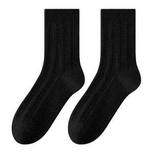 Calcetines de Invierno para Mujer, Transpirables, Suaves y Cálidos, de Spandex/Poliéster, de Alta Calidad OEM, de Secado Rápido para Uso Diario - Product Image 4