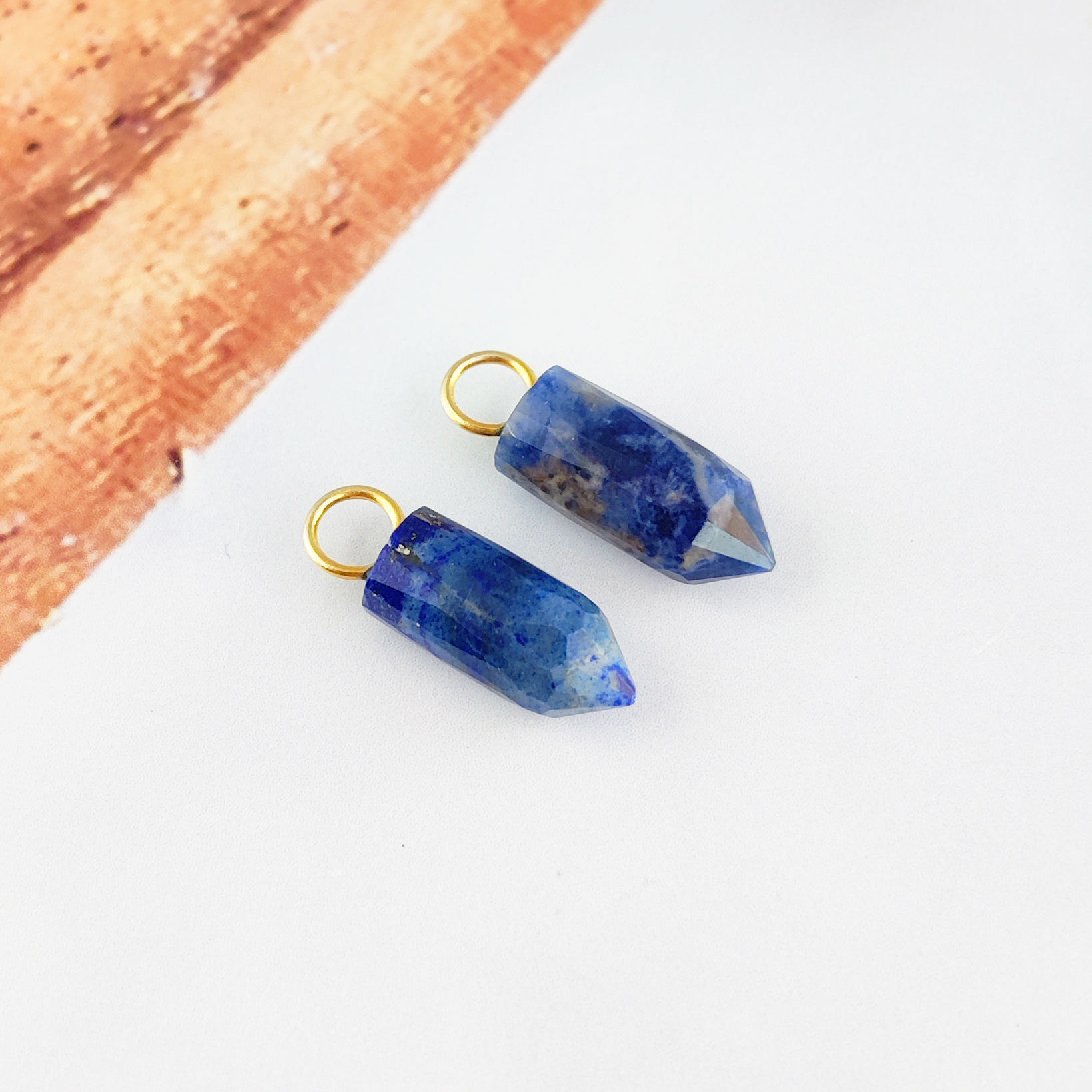 โซดาลิท