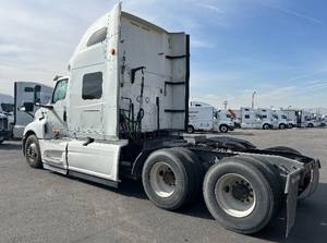 ¡EN OFERTA! Camiones Tractores con Cabina Dormitorio LT625 de 2019 Usados para Uso Comercial - Product Image 6