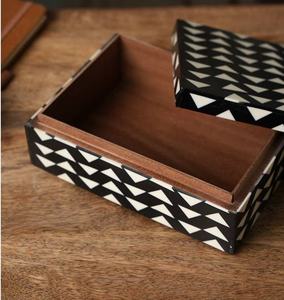 Boîte à bijoux incrustée de nacre de haute qualité Boîte d'incrustation de vadrouille au design floral magnifiquement conçue Meilleur cadeau pour femme et amis - Product Image 4