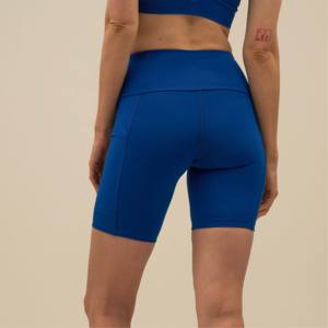 Pantalones cortos unisex de bambú para Correr: ligeros, de secado rápido, con bolsillos con cremallera para actividades al aire libre - Product Image 2