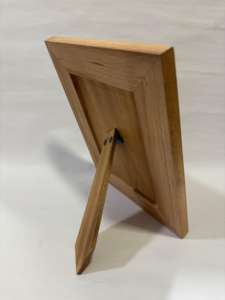 Simple Wooden <b>Photo</b> <b>Frame</b> with Resin Material for Beach or Steam Themes - Product Image 3