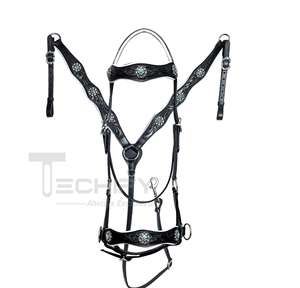 Poignée de bride de cheval en cuir sans mors élégante pour le dressage Western Riding Tack équestre confortable et durable avec plastron - Product Image 1