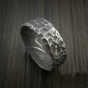 Bague personnalisée en acier damas faite à la main avec belle boîte cadeau cadeau de mariage personnalisé pour cadeau personnel ou d'anniversaire - Product Image 4