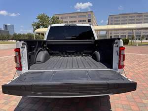 ฟอร์ด เอฟ-150 แร็พเตอร์ ปี 2023 เครื่องยนต์เทอร์โบวี6 450 แรงม้า ขับเคลื่อน 4 ล้อ  ใช้งานในรัฐเท็กซัส  ปรับแต่งน้อยมาก - Product Image 4