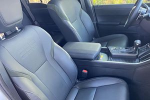 Lexus GX 550 Overtrail ปี 2025 สภาพดีเยี่ยม เครื่องยนต์ Twin-Turbo V6 ขับเคลื่อน 4 ล้อ พร้อมแร็คหลังคา Westcott Designs - Product Image 5