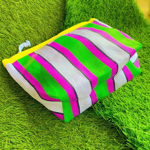 Sac fourre-tout de plage de voyage à rayures personnalisé écologique pochette de toilette cosmétique en nylon réutilisable avec étiquette de logo en PP tissé - Product Image 3