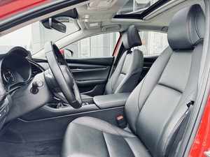 MAZDA3 GS LUX AWD 2025 USADO (LHD/RHD) - Product Image 4