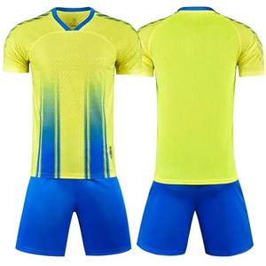 Uniforme de Fútbol de Alta Calidad para Hombre, Conjunto de Camisetas de Fútbol para Niños, Uniformes de Fútbol para Hombre y Niños - Product Image 1