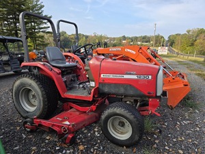 รถแทรกเตอร์มือสอง Massey Ferguson 1230 20 แรงม้า เกียร์ธรรมดา ขับเคลื่อน 2 ล้อ - Product Image 1
