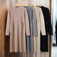 Nouveau 2024 vêtements tricotés pour femmes de haute qualité robe pull à manches longues col en V Sprint avec couleur unie et design pour dames