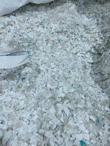 Flocons de bouteilles PET 100 % purs de qualité supérieure / Déchets plastiques PET – Prix de gros, stock en vrac disponible avec emballage personnalisé - Product Image 3
