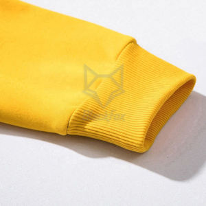 เสื้อฮู้ดผู้ชายคุณภาพสูง ผ้าฟลีซ กันลม พิมพ์โลโก้ตามสั่ง ดีไซน์โอเวอร์ไซส์  แบบเรียบง่ายสำหรับฤดูหนาว - Product Image 3