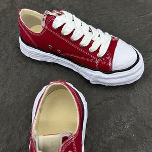 Zapatos de Lona Personalizados con Hebilla de Diseño, Transpirables, Retro, Rojos, Modernos, Unisex, para Caminar - Product Image 4