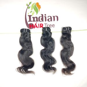Extensions de cheveux humains indiens 100% naturels, aspect naturel, Bodywave, produit de qualité, cheveux vierges Remy non traités, cuticules alignées, en vente - Product Image 1
