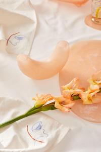 Jarrón de Resina Hecho a Mano para Decoración del Hogar, Jarrón de Resina Grande, Personalización de Tamaño, Tamaños Grandes y Pequeños por Faizacraft - Product Image 2