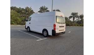 Autobús Nissan NV350 Usado Barato, 2022, R20, Asientos de Cuero, Aire Acondicionado, Tracción en las Cuatro Ruedas, Volante a la Izquierda, 3 Plazas, Euro 5, 100% en Perfecto Estado - Product Image 4