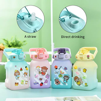 Bouteille d'eau Kawaii Bear avec paille Bouteille d'eau carrée portable en plastique pour fille