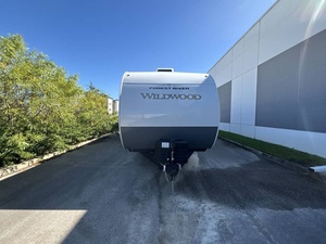 2026 Used F-o-r-e-s-t R-i-v-e-r Wildwood 290ZEN - Product Image 5