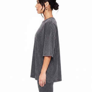 T-shirt surdimensionné personnalisé en coton délavé à l'acide, style rétro, design vierge, grande taille, épaules tombantes pour femme - Product Image 3