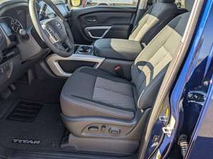 Camioneta Nissan Titan SV 4x2 Usada de 2024 - Product Image 4