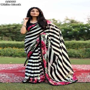 Fancy Trending Satin Georgette Geometrical Strips Print With Floral Print Border Saree Fabricant et fournisseur de Surat - Product Image 1