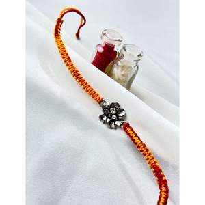 Rakhi de Plata 925 con Forma de Flor, Regalo para Hermanas - Product Image 4