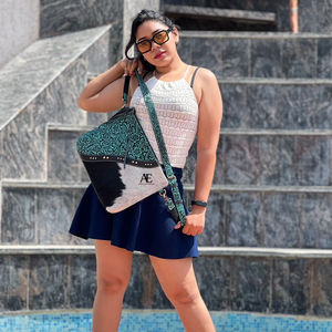 Nouveau Style occidental usiné cheveux sur cacher fourrure cuir sac à bandoulière femmes en relief couleur usiné fourrure cuir Style Vintage sac latéral - Product Image 1