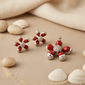 Conjunto de Joyería Fina de Flor de Coral Plateada, Aretes y Colgante Chapados en Oro y Rodio con Perla, Estilo Hawaiano, Regalo Perfecto - Product Image 2