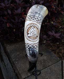 Corne à boire artisanale avec un design unique, parfaite pour cadeau, amis, famille d'Inde - Product Image 3