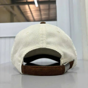 Gorras Trucker de Malla Azul con Logotipo Bordado en 3D Personalizado, Gorras Trucker Ajustables para Golf y Actividades al Aire Libre, Fabricadas en Vietnam - Product Image 3