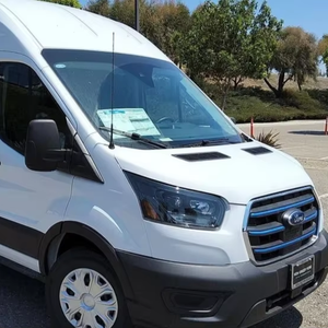 1FTBW3XM1SKA48499 2025 E-Transit 350 Furgoneta de Carga Eléctrica Ejecutiva - Product Image 1