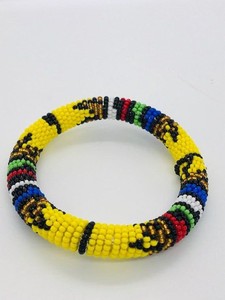 Pulsera bordada con cuentas multicolor hecha a mano, artesanía MD elegante de calidad perfecta para ocasiones de fiesta - Product Image 6