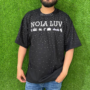 Camiseta de microfibra de alta calidad para hombre Diseño moderno con logotipo personalizado Ajuste completo y estilo formal Top Demanded - Product Image 1