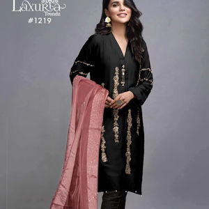 Dernier travail de broderie à la main en satin de soie Salwar Suit By FabZone - Product Image 2