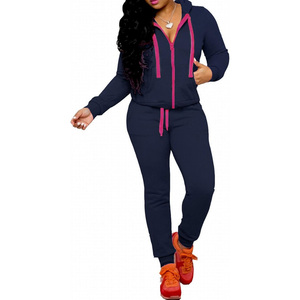 Ensemble 2 pièces personnalisé avec logo pour femme : sweat à capuche oversize et pantalon en molleton chaud en coton et polyester, taille plus - Product Image 3