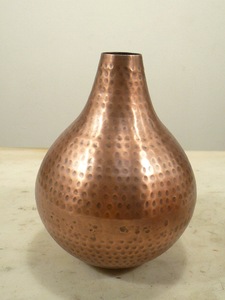 แจกันดอกไม้เหล็กตั้งพื้นสีดำ Patina - Product Image 2