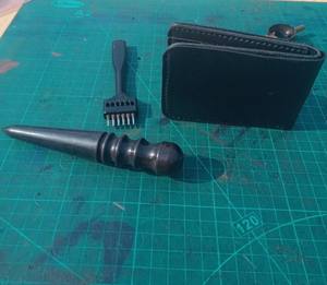 Portefeuille en cuir véritable pour homme, fabrication artisanale, blocage RFID, portefeuille court à fermeture ouverte, vente en gros - Product Image 2